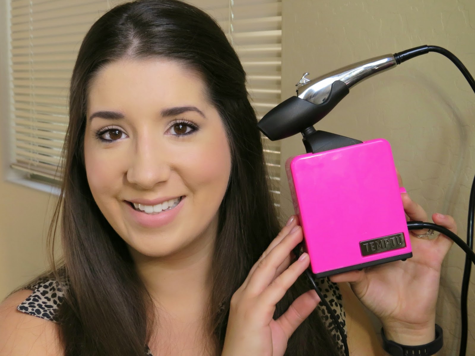 Airbrush makeup video tutorial kit app Makeup Lips Face Eyes Beauty